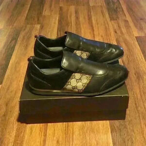 Men’s Authentic Gucci Shoes!!